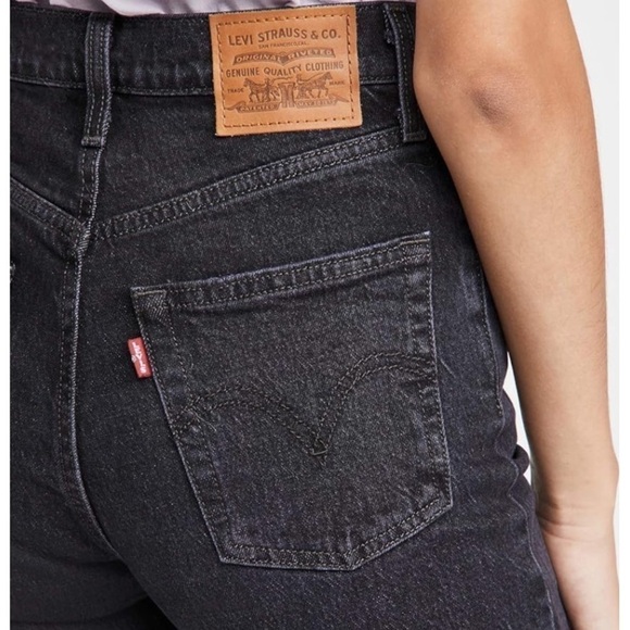 NEW — Levi's Women's Premium Ribcage Straight Ankle Jeans Size 24 - Picture 2 of 8